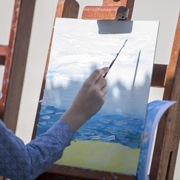 Create Art from the Stories of Al Hamriyah Beach 