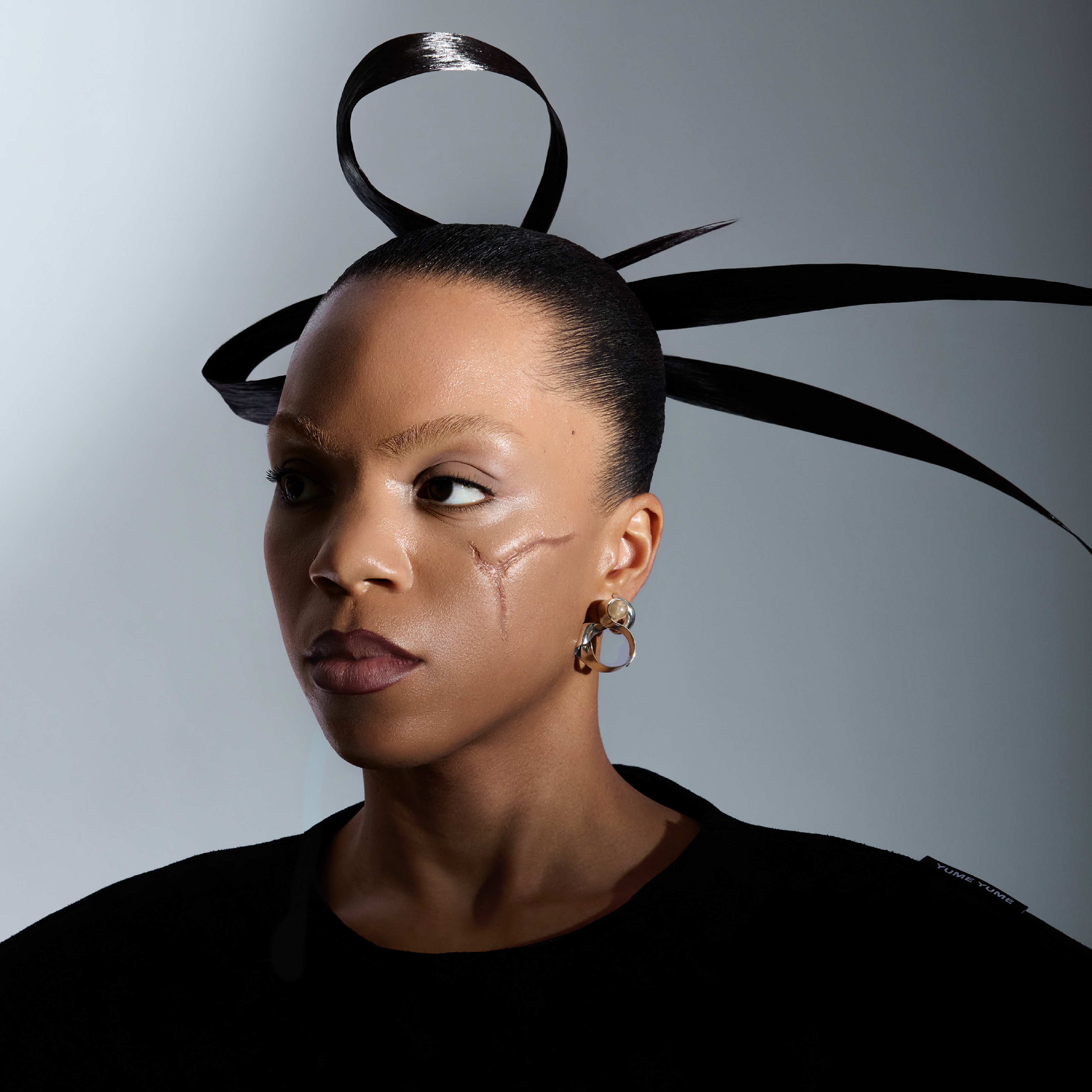 Latanya Alberto – Seen