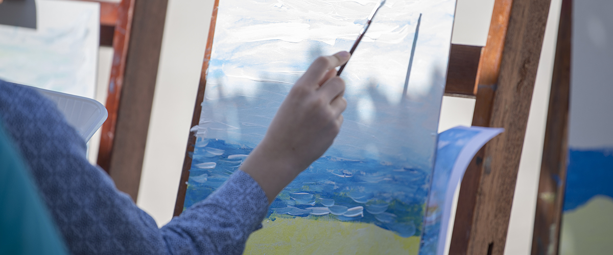 Create Art from the Stories of Al Hamriyah Beach 
