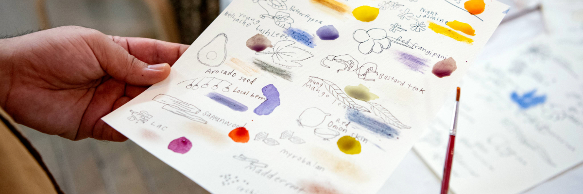 Paint Al Hamriyah Studios on Glass  