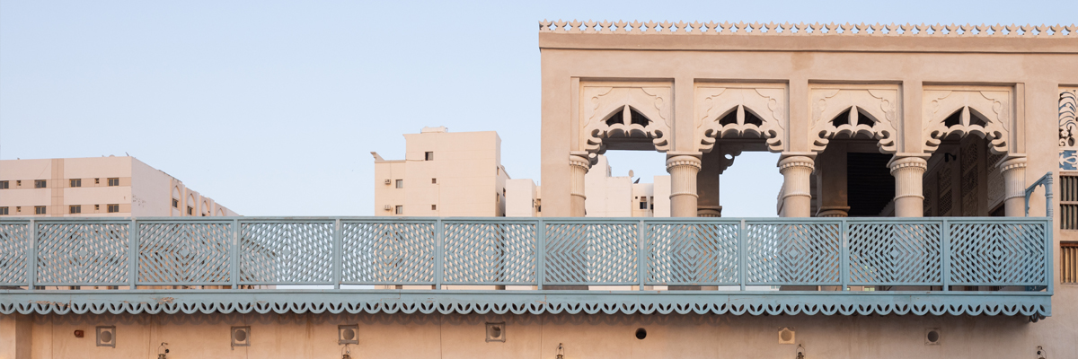 المحطة الذاتية لصناعة البطاقات البريدية 