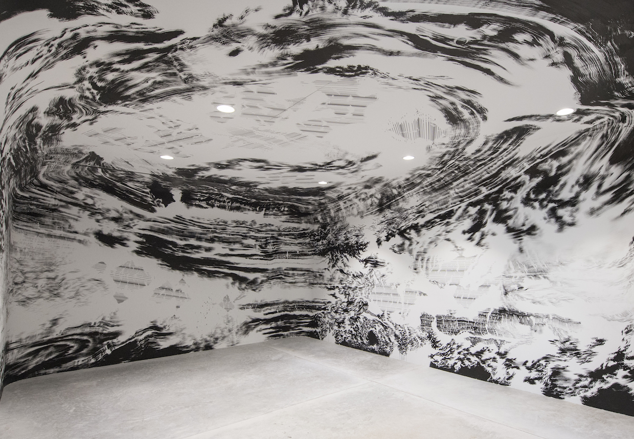 لا سماء ولا أرض