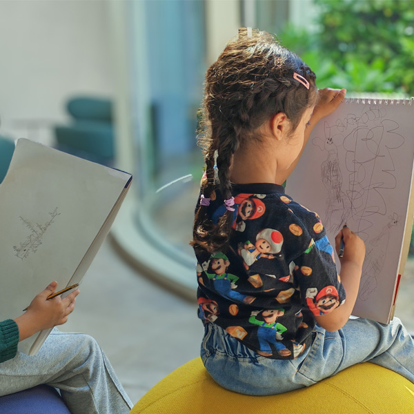 رسم الطبيعة الصامتة: أقلام ملوّنة