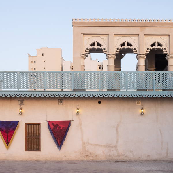 المحطة الذاتية لصناعة البطاقات البريدية 