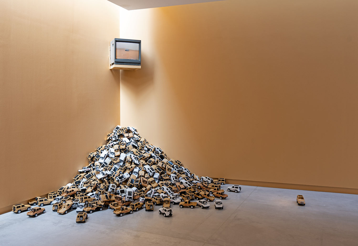 عهد العمودي: قبلة شمس